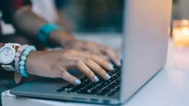 डेटिंग, सोशल मीडिया