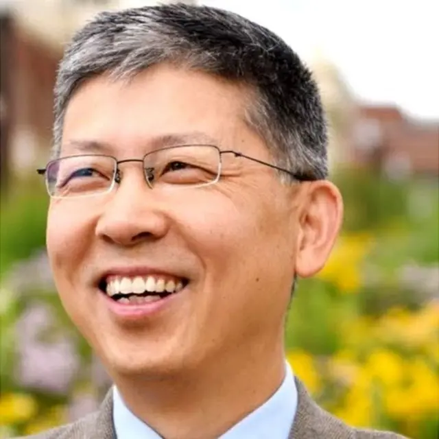 પ્રોફેસર ઝીકુન ઝૂ