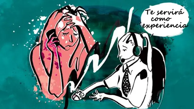 Agente de policía recibiendo llamada diciendo: "Te servirá como experiencia"