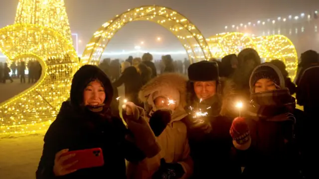 روس، لینن سکوئر، 2022