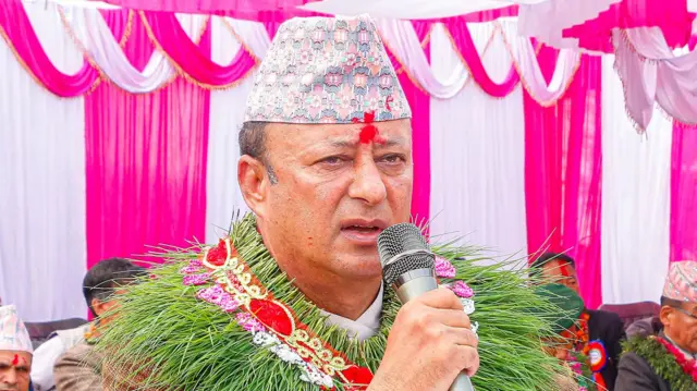 दीपक खड्का