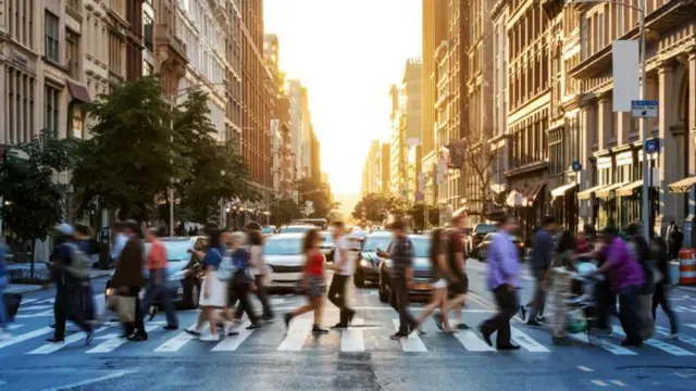 অর্থনীতিবিদরা মন্দার আশঙ্কা বাতিল করে দেননি