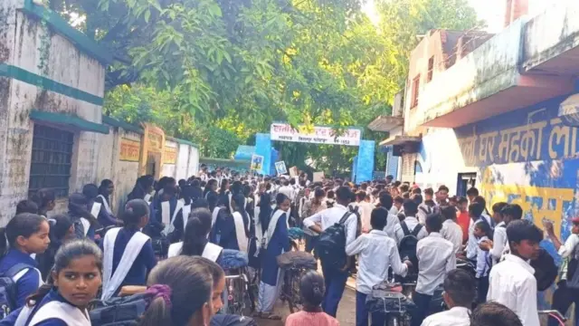 प्रोटेस्ट हमीरपुर