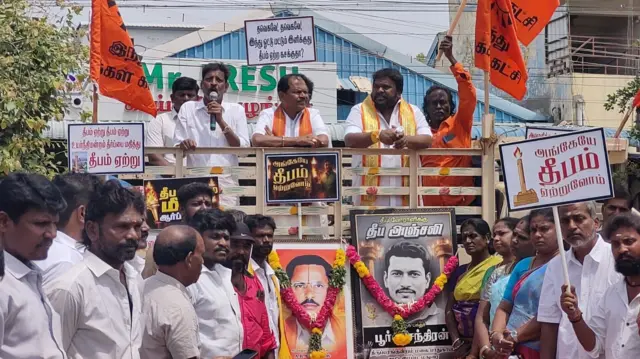 திருப்பரங்குன்றம் மலை உச்சியில் தீபம் ஏற்ற வலியுறுத்தி கடந்த 21 ஆம் தேதியன்று மதுரையில் இந்து மக்கள் கட்சி சார்பில் போராட்டம் நடத்தப்பட்டது.