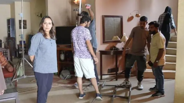 डायरेक्टर मेहरीन जब्बार का कहना है कि इंडस्ट्री में पेमेंट के मामले में हर कोई दूसरे पर आरोप लगा देता है. 