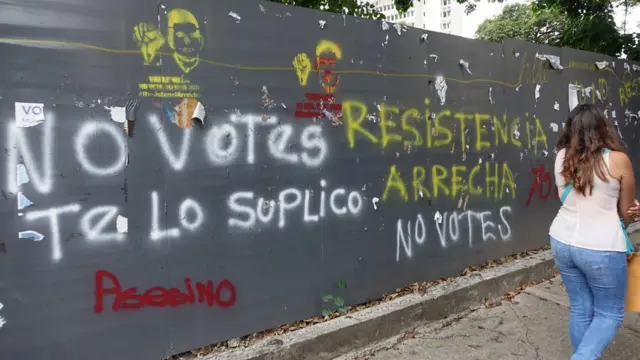 Pintada de No Votes.