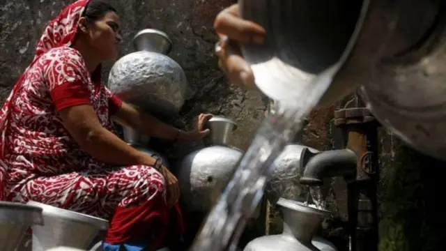 নিম্ন আয়ের মানুষের বিল কমানো হবে বলছে সরকার