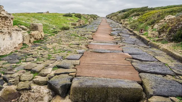 Camino antiguo romano