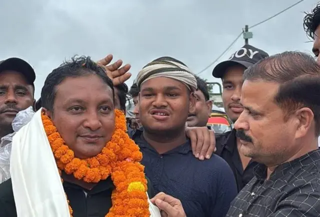 فیصل رحمان نے بہت کم فرق سے جیت حاصل کی ہے