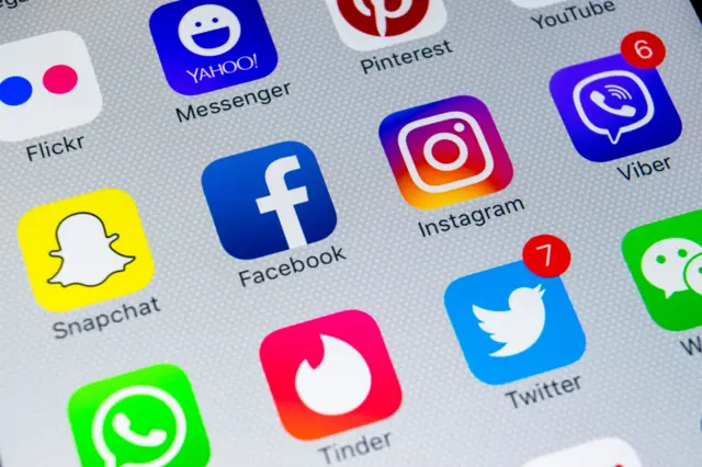 પ્રતીકાત્મક તસવીર