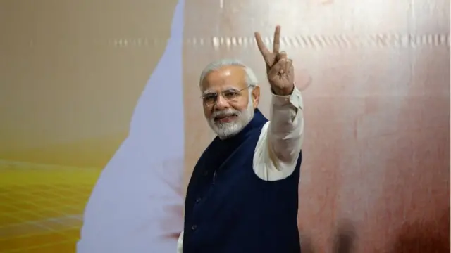 नरेंद्र मोदी