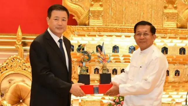 စစ်ကောင်စီဥက္ကဋ္ဌ ဗိုလ်ချုပ်မှူးကြီး မင်းအောင်လှိုင် နဲ့ မစ္စတာ ဝမ်ချောက်ဟုန်