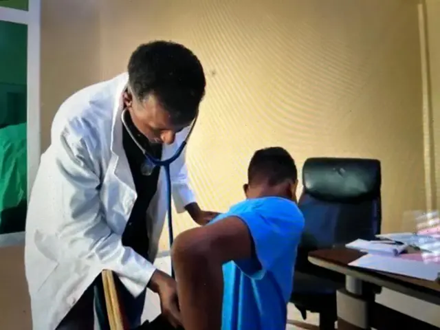 Dowlada Jarmalka ayaa sidoo kale taageertay balaarinta iyo dib u dhiska isbitaalka guud ee Garowe iyadoo ku bixisay lacag ka badan 2 milyan oo Euro.