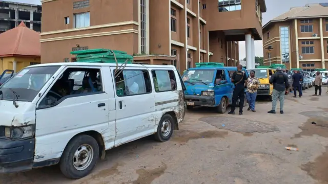 Ụgbọala bụ ngwa ọrụ e ji atụ vootụ na-aga mpaghara dị iche iche ebe a ga-eme ntuliaka 