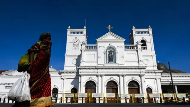 தேவாலயம்