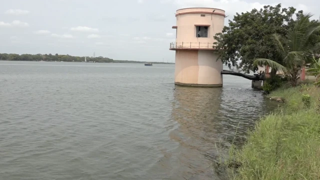 కృష్ణా నదిలో విజయవాడకు నీరిచ్చే పథకం