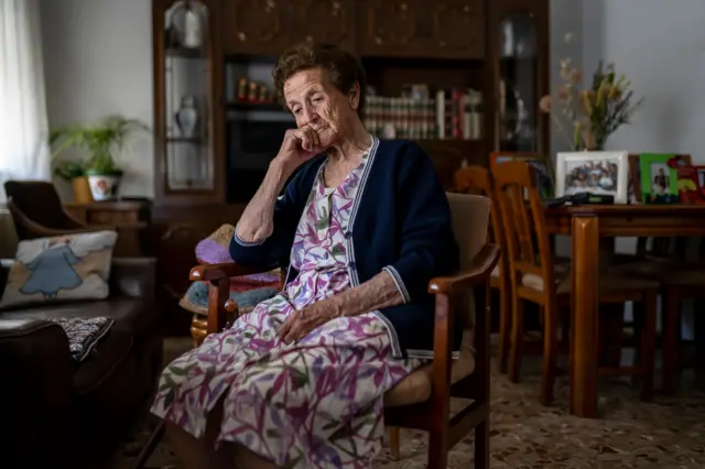 વૃદ્ધ મહિલાની પ્રતીકાત્મક તસવીર