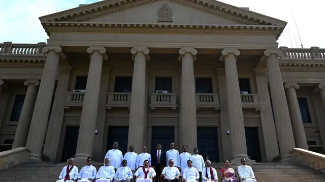 නව කැබිනට් මණ්ඩලය