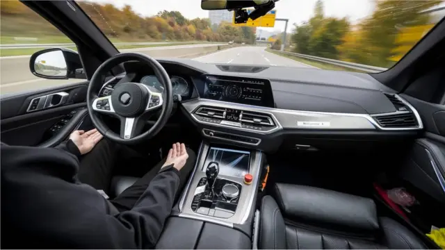 కస్టమర్లకు నమ్మకం కుదిరితే కారు డ్రైవింగ్ సంగతి వదిలేసి ఇతర అంశాలపై దృష్టిపెట్టవచ్చు