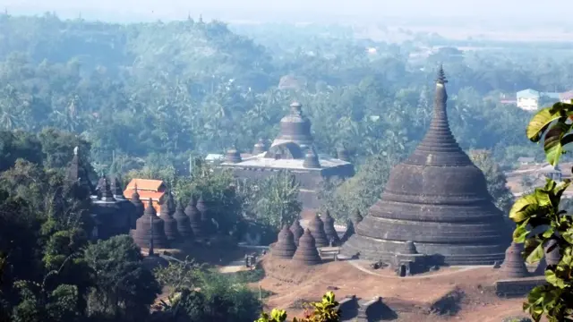 မြောက်ဦး