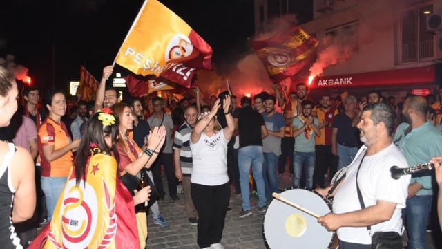 İzmir'deki kutlamalar