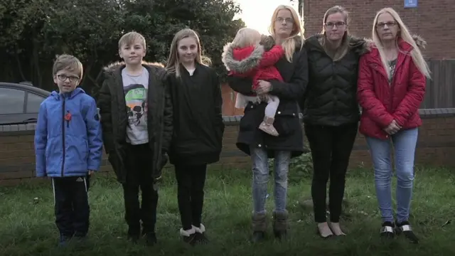 Sue Jenkinson y su familia