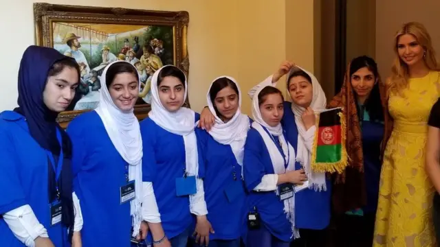 با وساطت دونالد ترامپ، رئیس جمهوری آمریکا در مسابقه روبات‌ها در واشنگتن شرکت کردند