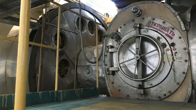 Один из отсеков экспериментального комплекса ИМБП