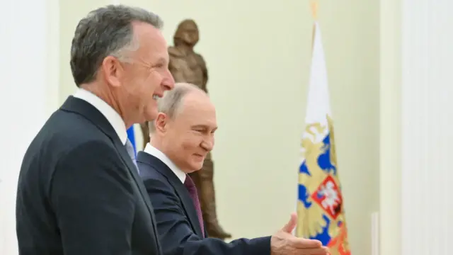O enviado especial americano Steve Witkoff e o presidente russo Vladimir Putin