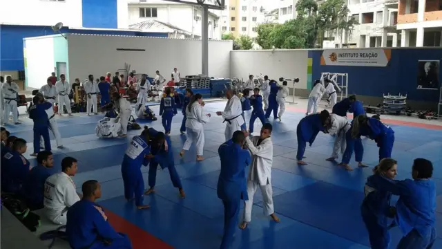 TReino no Instituto Reação