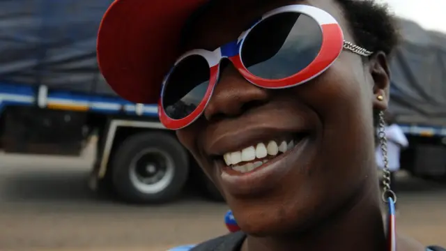 One Ghana lawmaker Joyceline Tetteh even want every young girls to sabi condom