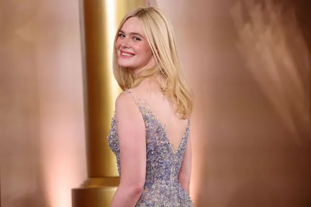 Elle Fanning en la 83ª entrega anual de los Globos de Oro, celebrada en The Beverly Hilton el 11 de enero de 2026 en Beverly Hills, California. (Foto de Jesse Grant/2026GG/Penske Media vía Getty Images)