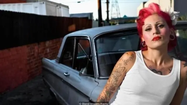 निपल टैटू