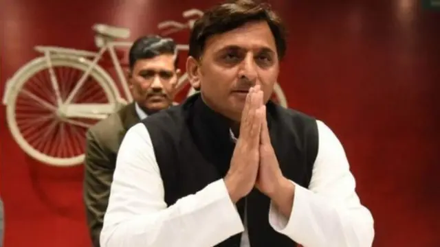 अखिलेश यादव