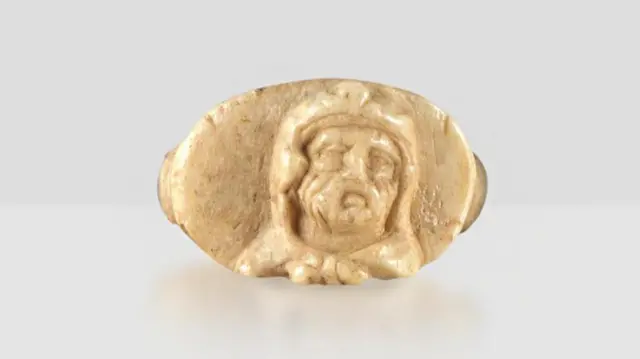 Перстень с бюстом Геракла