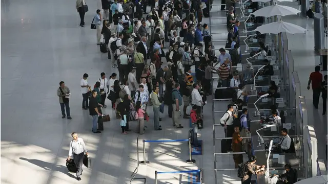 สนามบิน