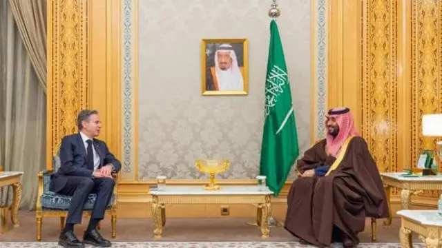 آنتونی بلینکن سفر پنج روزه خود را به خاورمیانه از ریاض آغاز کرده است