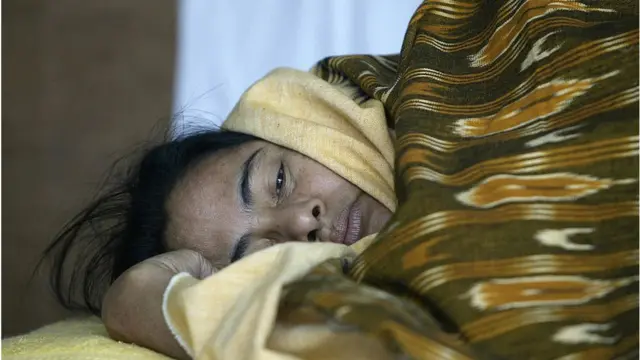 सिंगूर में धरने के दौरान ममता बनर्जी