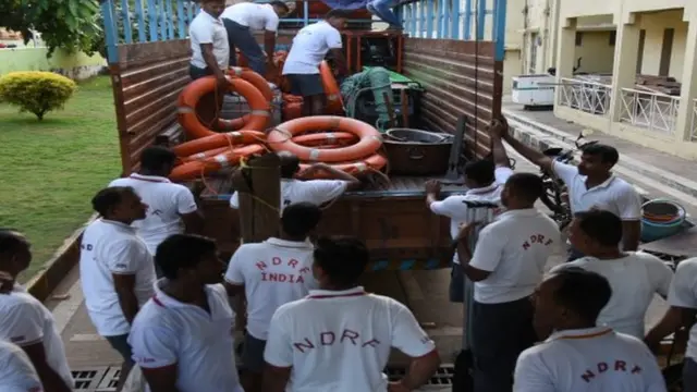 एनडीआरएफ की टीम