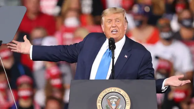 الرئيس الأمريكي دونالد ترامب