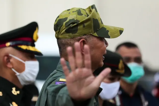 พล.อ. อภิรัตช์ คงสมพงษ์