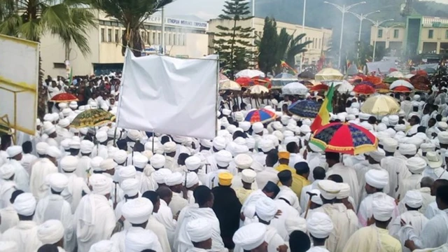 ኣመንቲ ኦርቶዶክስ ተዋህዶ ኢትዮጵያ ነበርቲ ጎንደር ሰልፊ ኣካይዶም