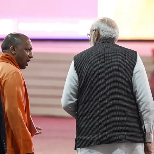 योगी मोदी