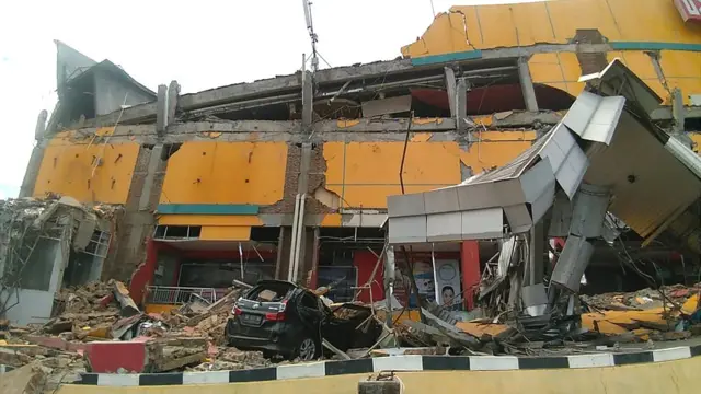 इंडोनेशिया में भूकंप, भूकंप, सुनामी, इंडोनेशिया, पालू में भूकंप के बाद सुनामी, indonesia earthquake, Palu tsunami,