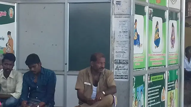 பாலூட்டும் தாய்மார்களும் பாலியல் பார்வைகளும்