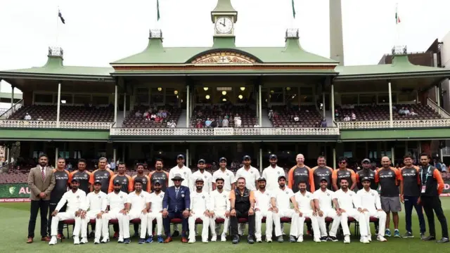 10 દેશોની ટીમ