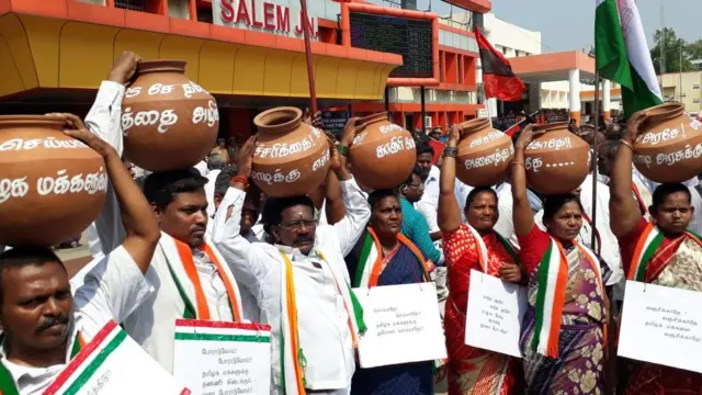 காவிரி விவகாரம்: முழு அடைப்பு, மறியல், தலைவர்கள் கைது