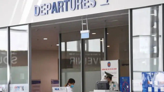 Ngay cả chưa có dịch Covid-19, Pacific Airlines đã phải đối diện cạnh tranh mạnh từ hai hãng hàng không giá rẻ khác tại Việt Nam là VietJet và Bamboo Airways.