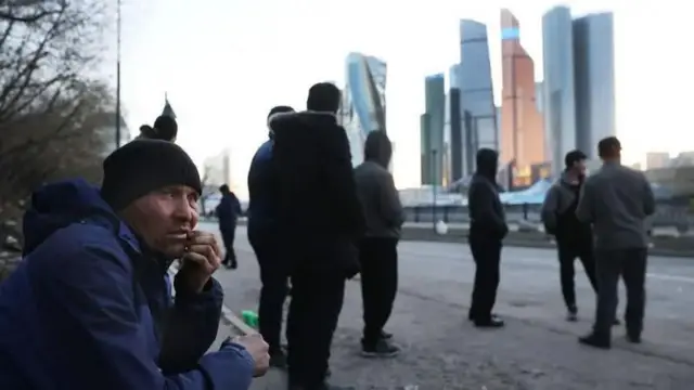 Xavotirdagi migratlar tasviri