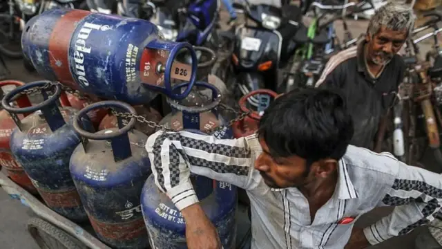 कमर्शियल गैस सिलेंडर 